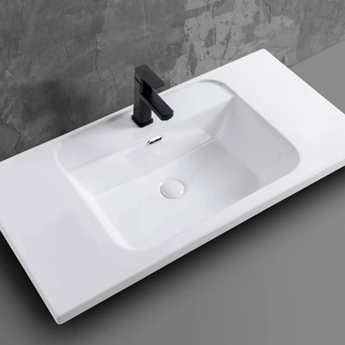 Sự tinh tế trong từng đường nét của chậu rửa Lavabo âm bàn LD-668A.