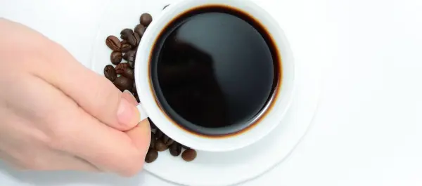 cách đuổi muỗi bằng bã cafe