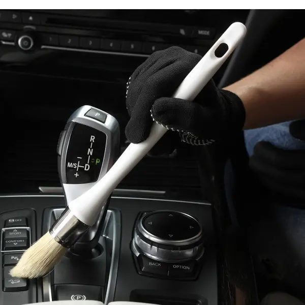 hút sạch bụi bẩn, chăm sóc xe hơi