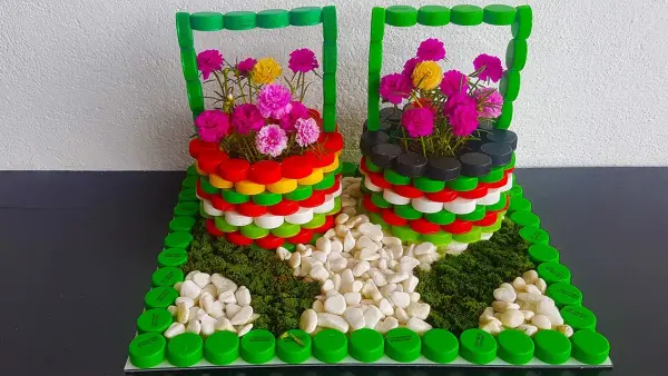 Hoa kim loại từ nắp chai