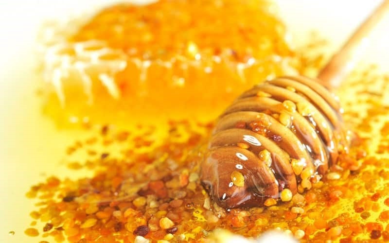Mật ong có tác dụng làm dài mi