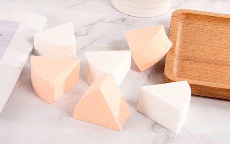 Bông tán trang điểm hình giọt nước