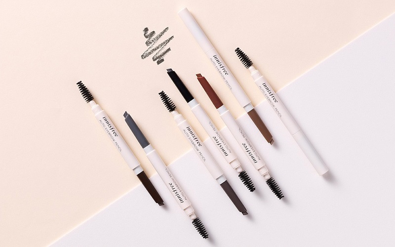 Innisfree Auto Eyebrow Pencil có nhiều tone màu đa dạng