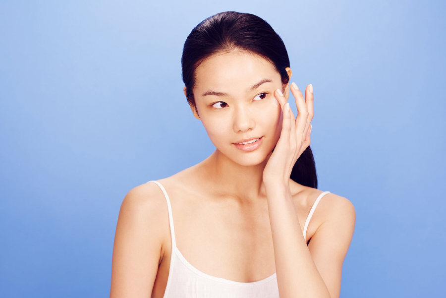 Kem nền dạng bọt giúp quá trình trang điểm nhanh hơn