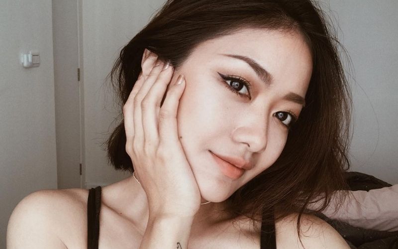 Có nên tự makeup cô dâu tại nhà?