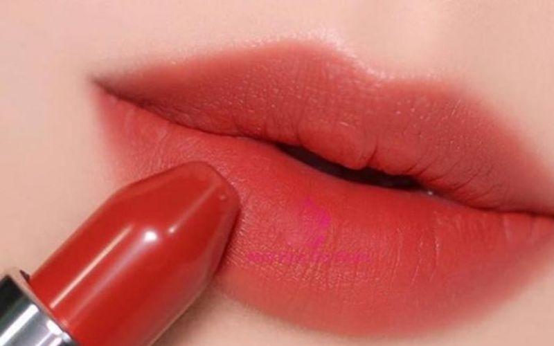 Cần phải biết hạn sử dụng của son
