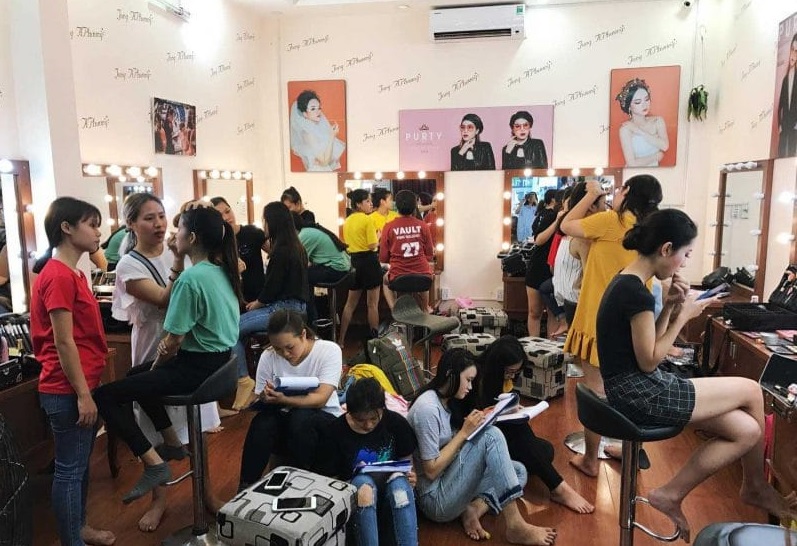 Bee Makeup luôn mang đến sự hài lòng cho học viên