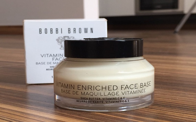Kem lót Bobbi Brown Vitamin Enriched Face Base
