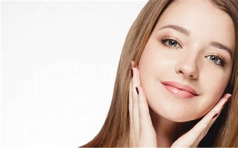 Làn da của bạn trông trắng mịn hơn nếu bạn sử dụng kem lót