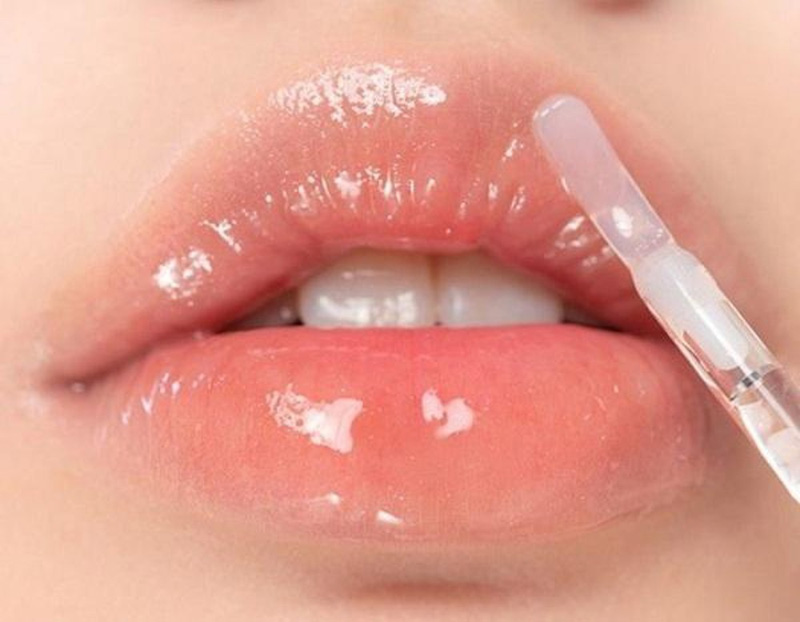 Đôi môi xinh xắn của phong cách makeup nàng thơ