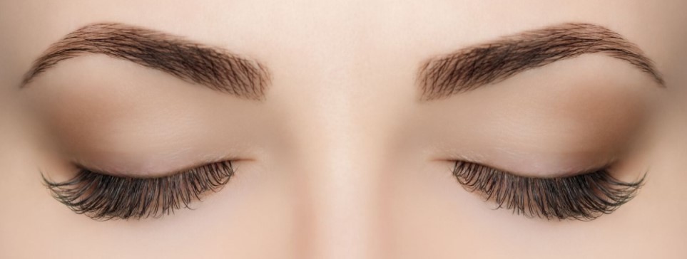 Makeup cho phần mắt rất phức tạp