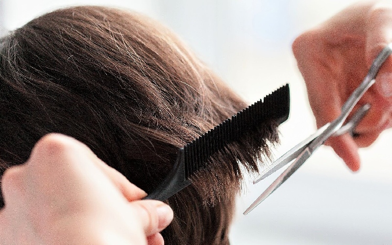 Có những ngày cắt tóc sẽ mang lại sự may mắn suôn sẻ