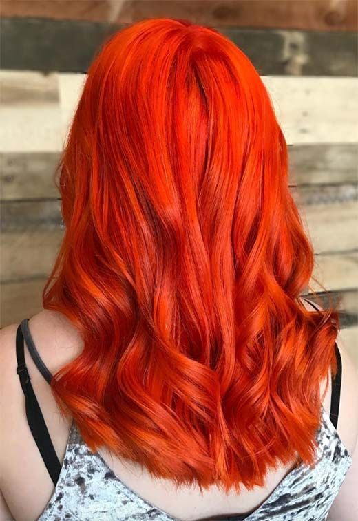 Tóc màu đỏ cam thuộc tone màu sáng
