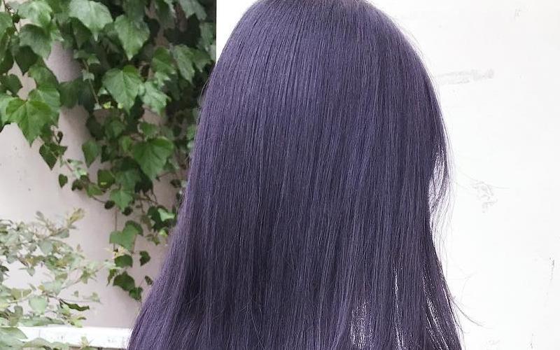 Màu tím than pha khói bí ẩn