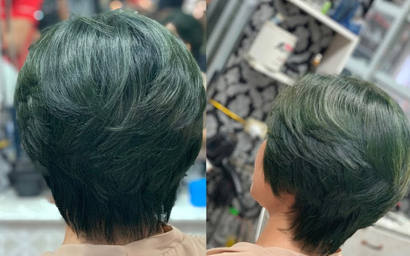 Tóc xanh rêu đá với ánh xanh mạnh