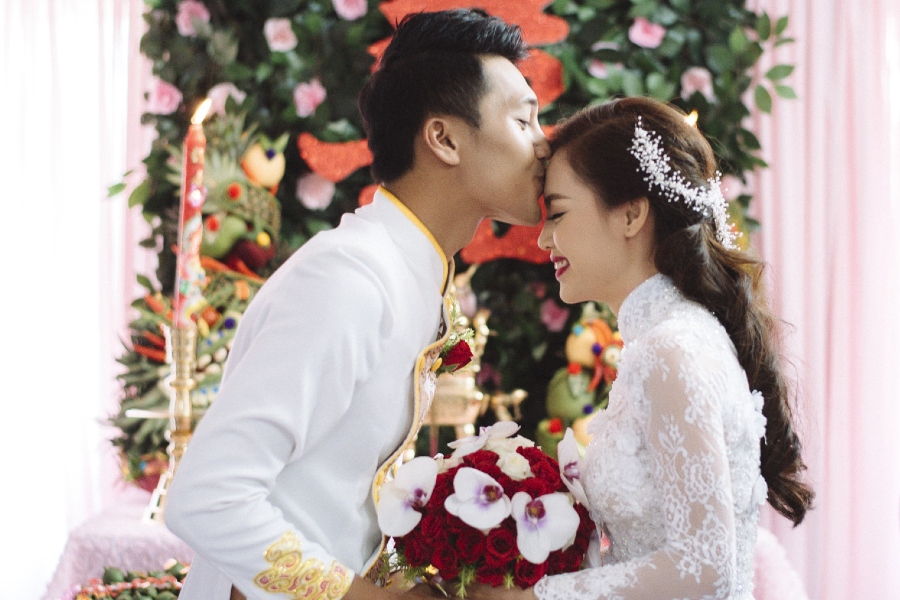 Tại sao nên trang điểm cho cô dâu và chú rể?