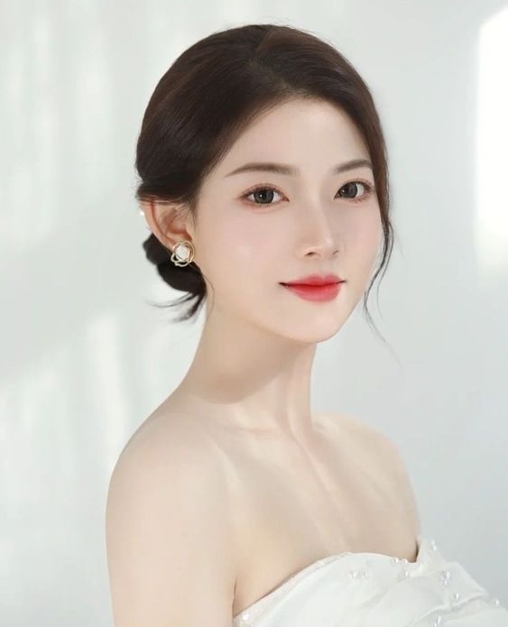 Phong cách trang điểm cô dâu thời thượng
