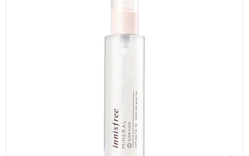 Innisfree Moisture Makeup Fixer