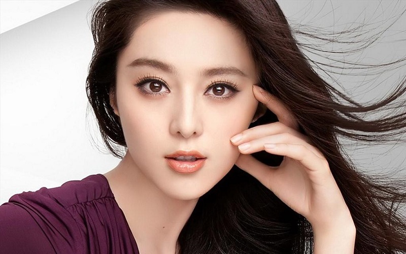 Công dụng của foundation là tạo lớp nền hoàn hảo, mịn màng và đều màu