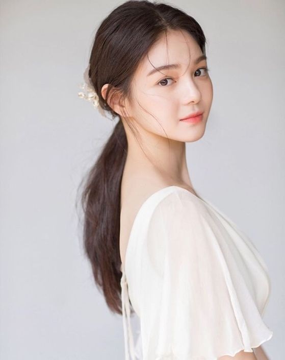 Vẻ đẹp ngọt ngào, trong sáng trong Concept makeup nữ sinh Hàn Quốc