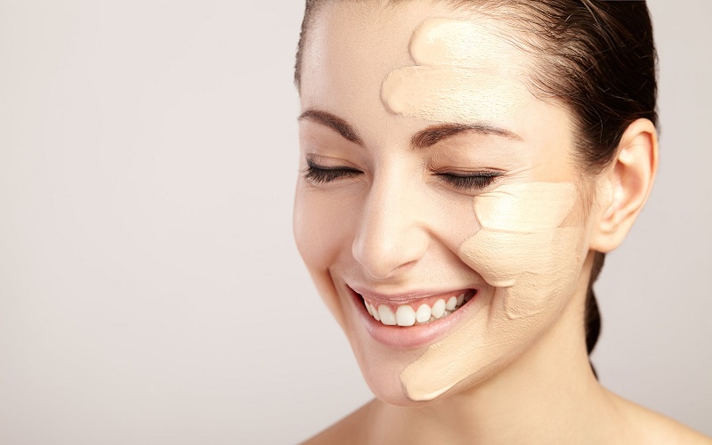 Lựa chọn kem nền lâu xuống tone là cách thức rất hiệu quả hiện nay