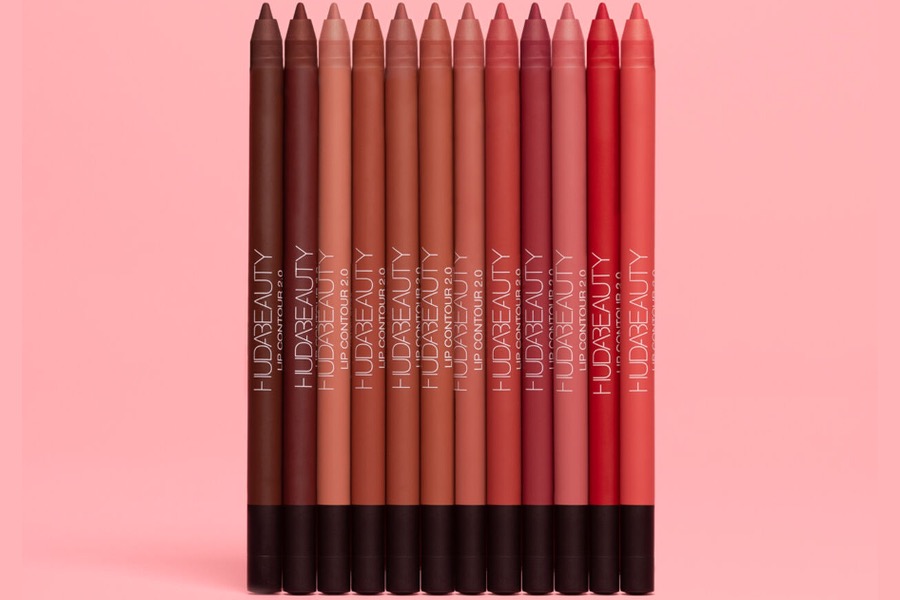 Phái đẹp đang rất tin dùng chì kẻ viền môi Huda Beauty Lip Contour
