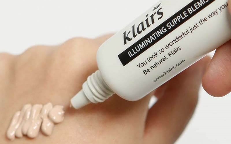 BB Cream Klairs Illuminating Supple Blemish tạo làn da mịn màng, tự nhiên