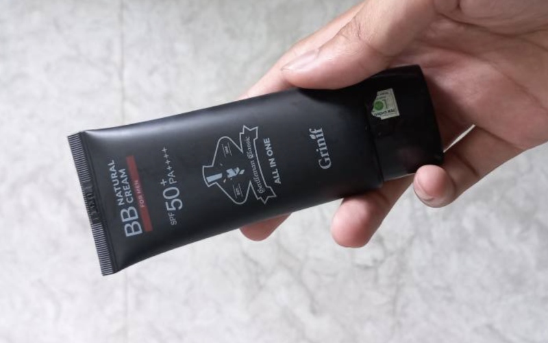 Kem nền Grinif Natural BB Cream For Men
