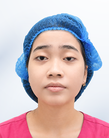 Trúc Ly trước liệu trình