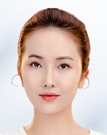 Như Ngân sau liệu trình
