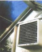 Quạt thải rất tốt để nhanh chóng giảm bớt nhiệt độ quá cao trong nhà kính và trợ giúp cho việc thông gió.