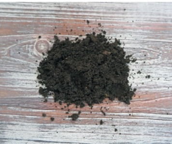 Peat moss can be used alone as an inert growing media or mixed with a variety of potting mixes to loosen the mix. 