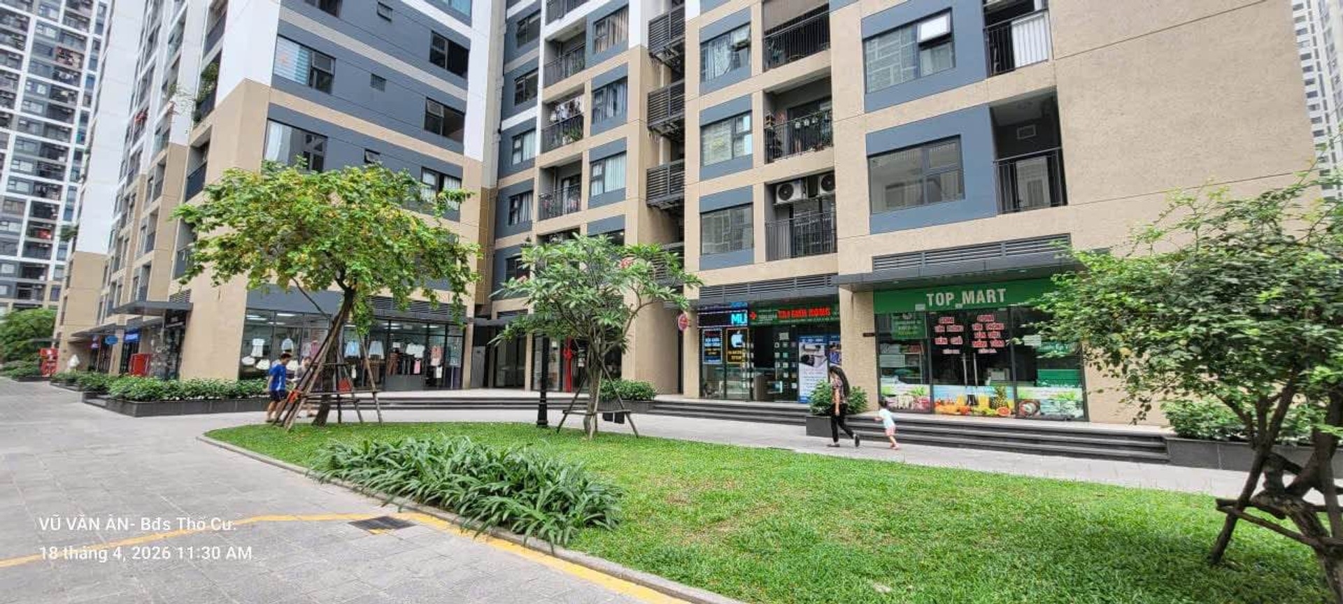 Bán Shop chân đế 67m2 Toà SA3 Vinhomes Smart Tây Mỗ giá hơn 12 tỉ - TKHEF75O