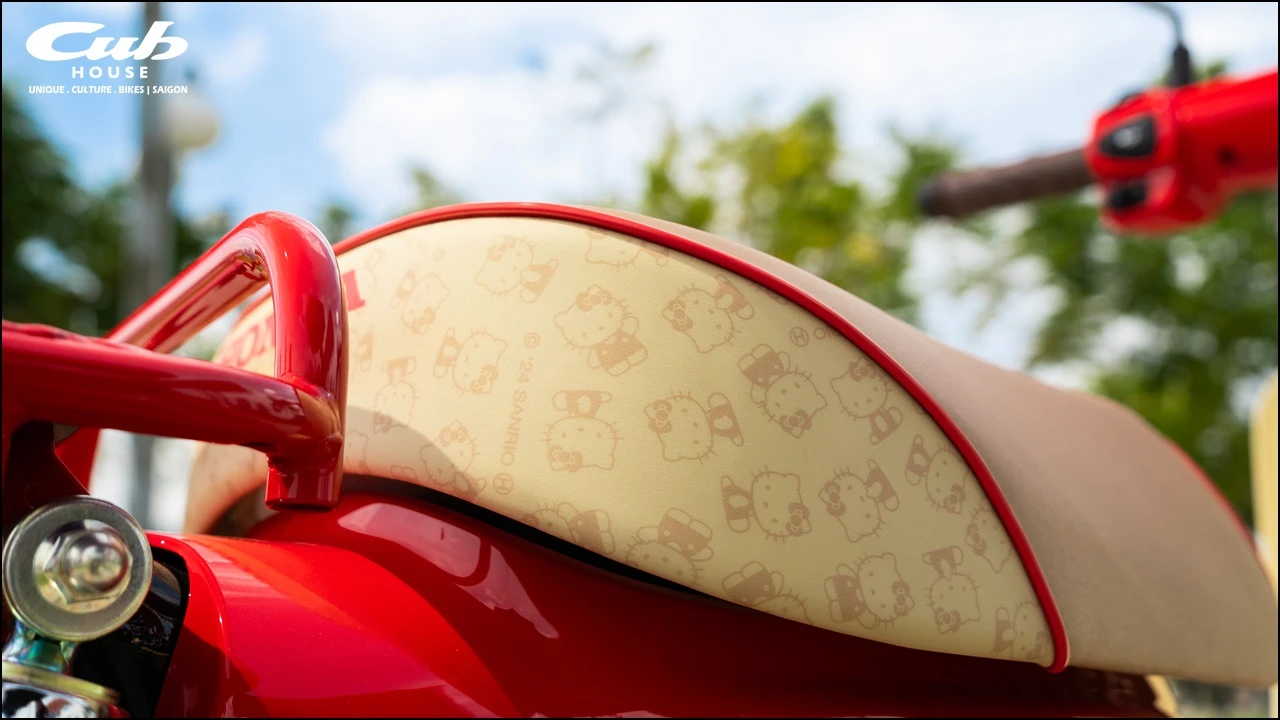Honda Super Cub Hello Kitty Nhật Bản ( 50cc và 110cc ABS)