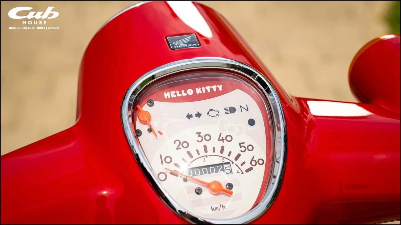 Honda Super Cub Hello Kitty Nhật Bản ( 50cc và 110cc ABS)