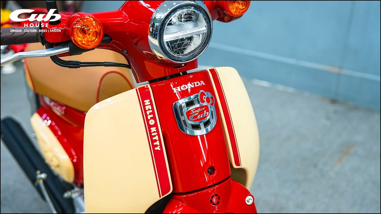 Honda Super Cub 50cc Hello Kitty – Biểu tượng dễ thương giới hạn đã có mặt tại Việt Nam