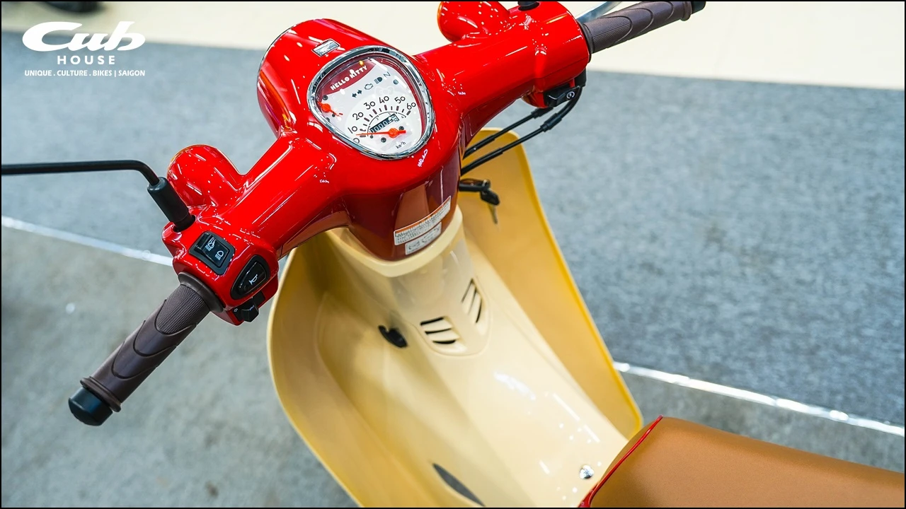 Honda Super Cub 50cc Hello Kitty – Biểu tượng dễ thương giới hạn đã có mặt tại Việt Nam