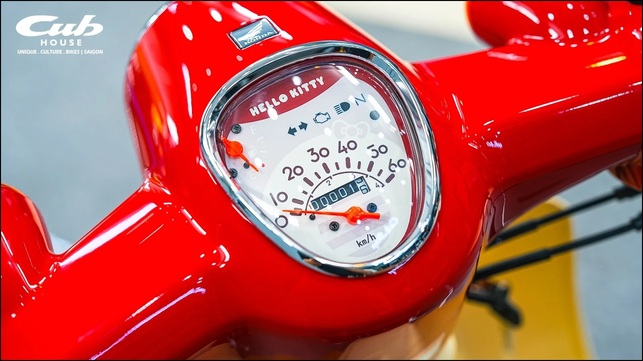 Honda Super Cub 50cc Hello Kitty – Biểu tượng dễ thương giới hạn đã có mặt tại Việt Nam