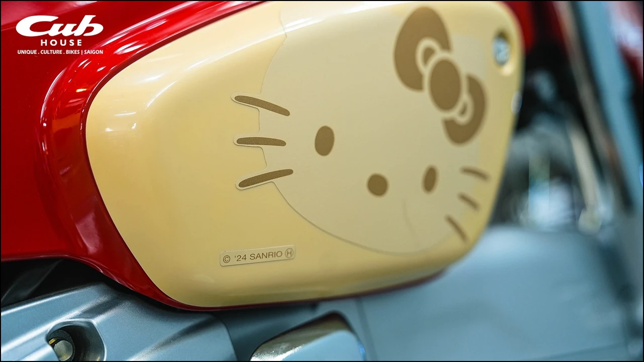 Honda Super Cub 50cc Hello Kitty – Biểu tượng dễ thương giới hạn đã có mặt tại Việt Nam