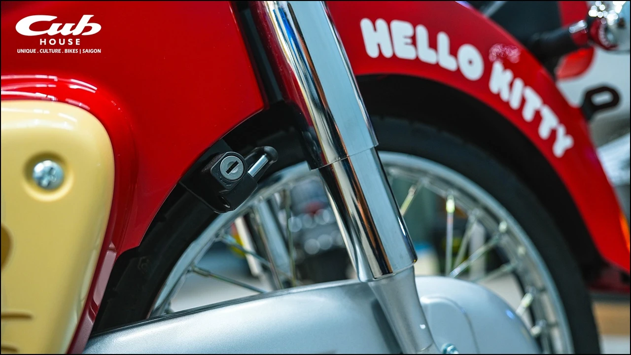 Honda Super Cub 50cc Hello Kitty – Biểu tượng dễ thương giới hạn đã có mặt tại Việt Nam