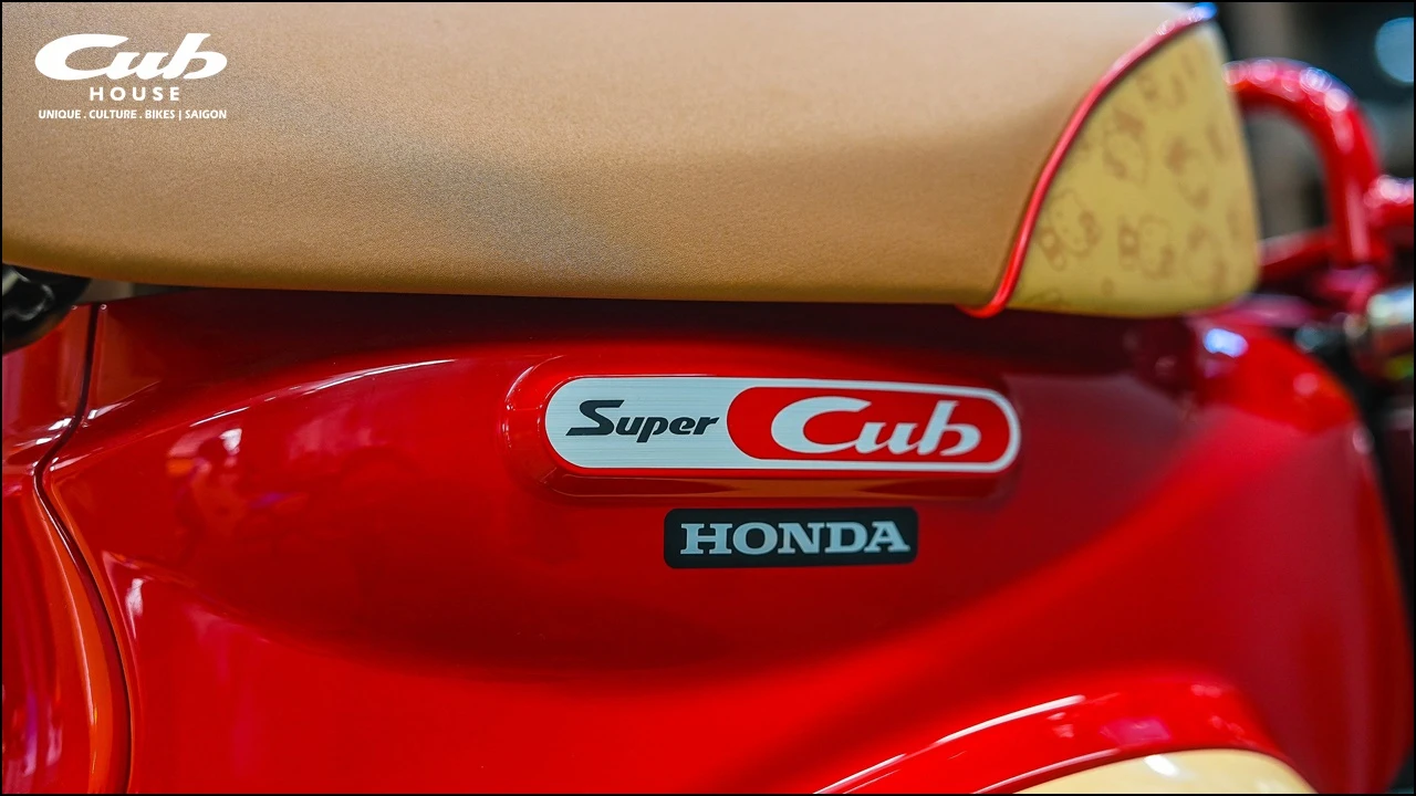 Honda Super Cub 50cc Hello Kitty – Biểu tượng dễ thương giới hạn đã có mặt tại Việt Nam