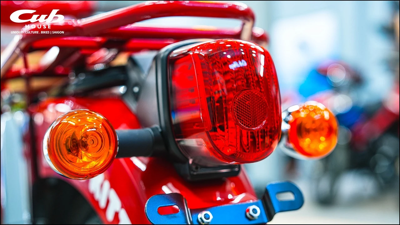 Honda Super Cub 50cc Hello Kitty – Biểu tượng dễ thương giới hạn đã có mặt tại Việt Nam