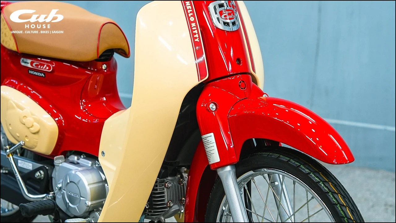 Honda Super Cub 50cc Hello Kitty – Biểu tượng dễ thương giới hạn đã có mặt tại Việt Nam