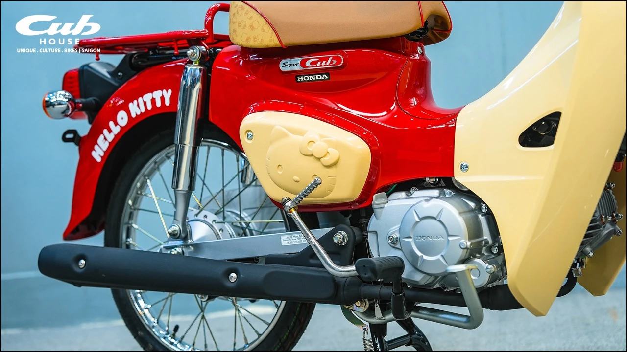 Honda Super Cub 50cc Hello Kitty – Biểu tượng dễ thương giới hạn đã có mặt tại Việt Nam