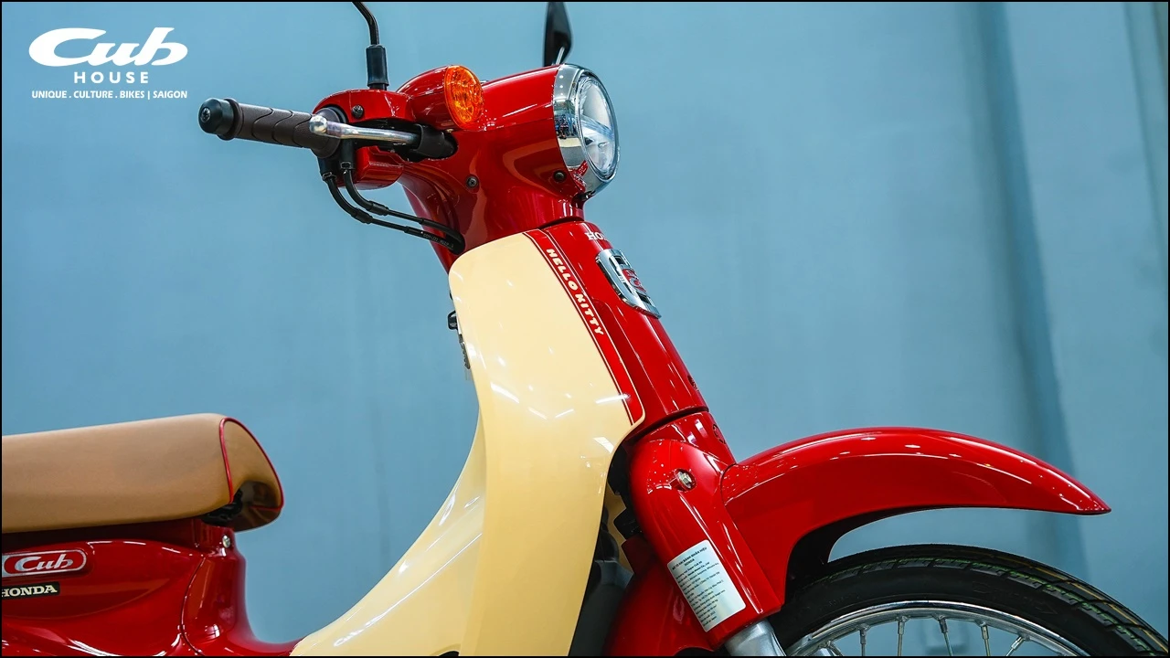 Honda Super Cub 50cc Hello Kitty – Biểu tượng dễ thương giới hạn đã có mặt tại Việt Nam