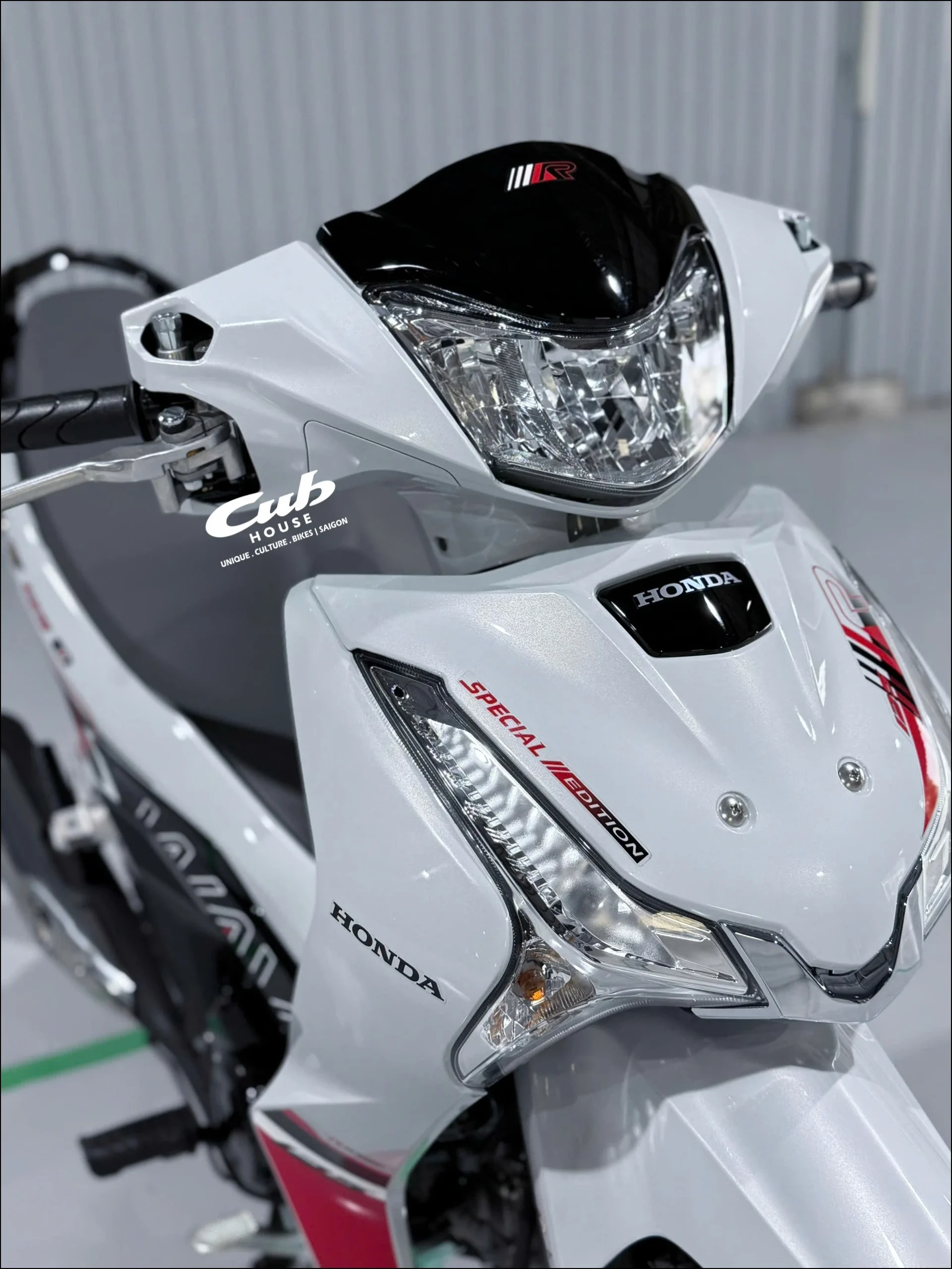 Honda Wave 125 R Special Edition Profender 44 Honda Wave 125 R Special Edition Profender