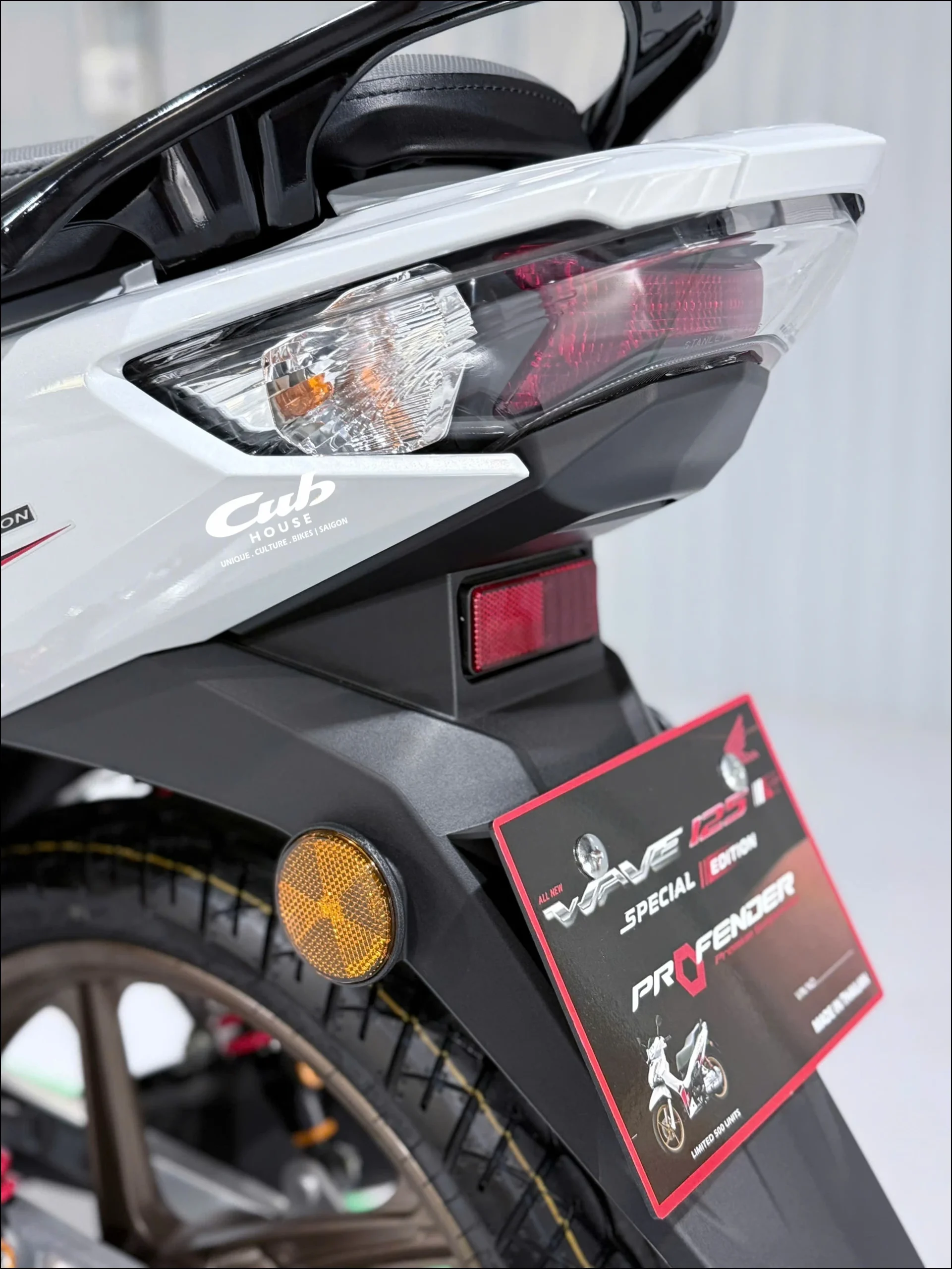 Honda Wave 125 R Special Edition Profender 33 Honda Wave 125 R Special Edition Profender