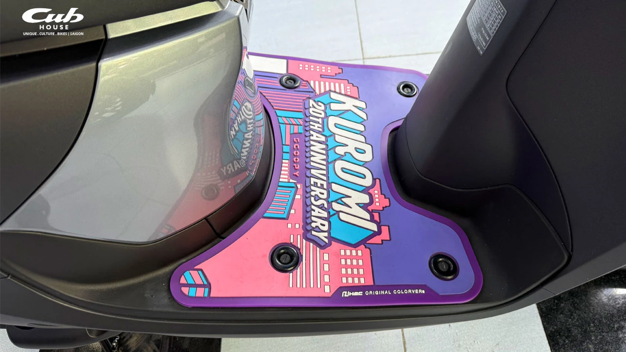 Honda Scoopy 110 Kuromi số 1999/2000: Giá trị sưu tầm đích thực 6 Honda Scoopy 110 Kuromi số 1999/2000: Giá trị sưu tầm đích thực