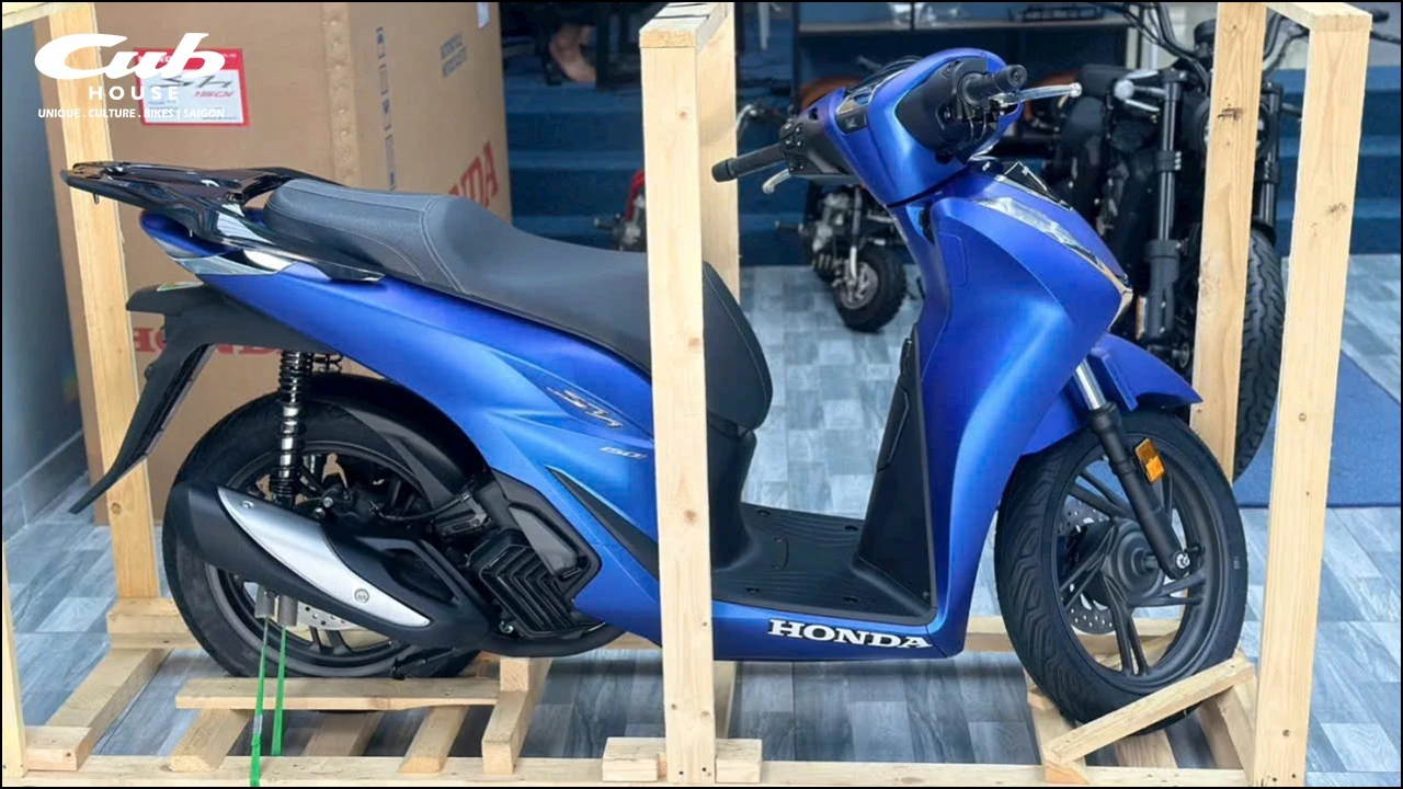 Honda SH Ý 150i màu xanh dương nhám Matt Pearl Pacific Blue