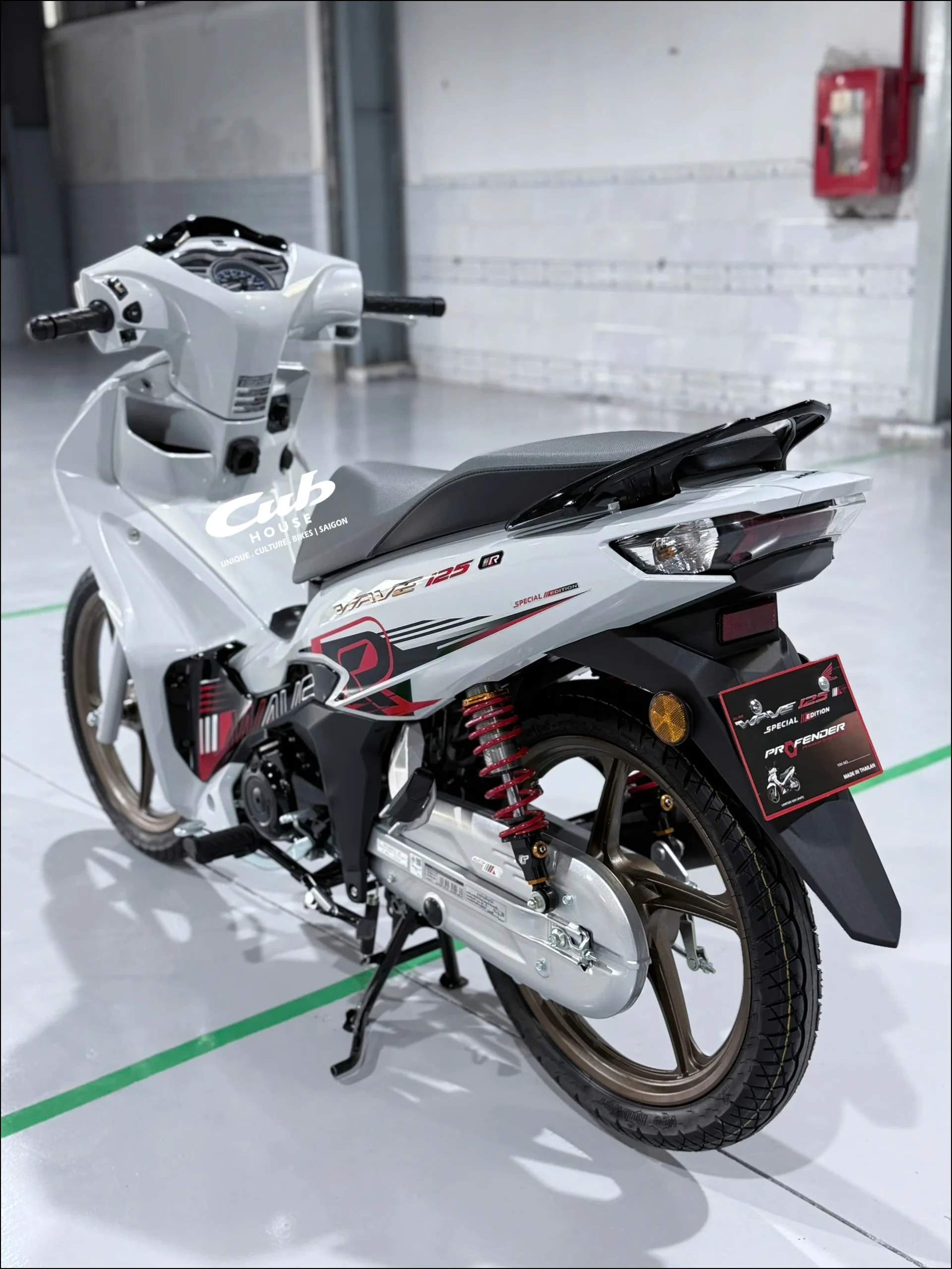 Honda Wave 125 R Special Edition Profender 17 Honda Wave 125 R Special Edition Profender